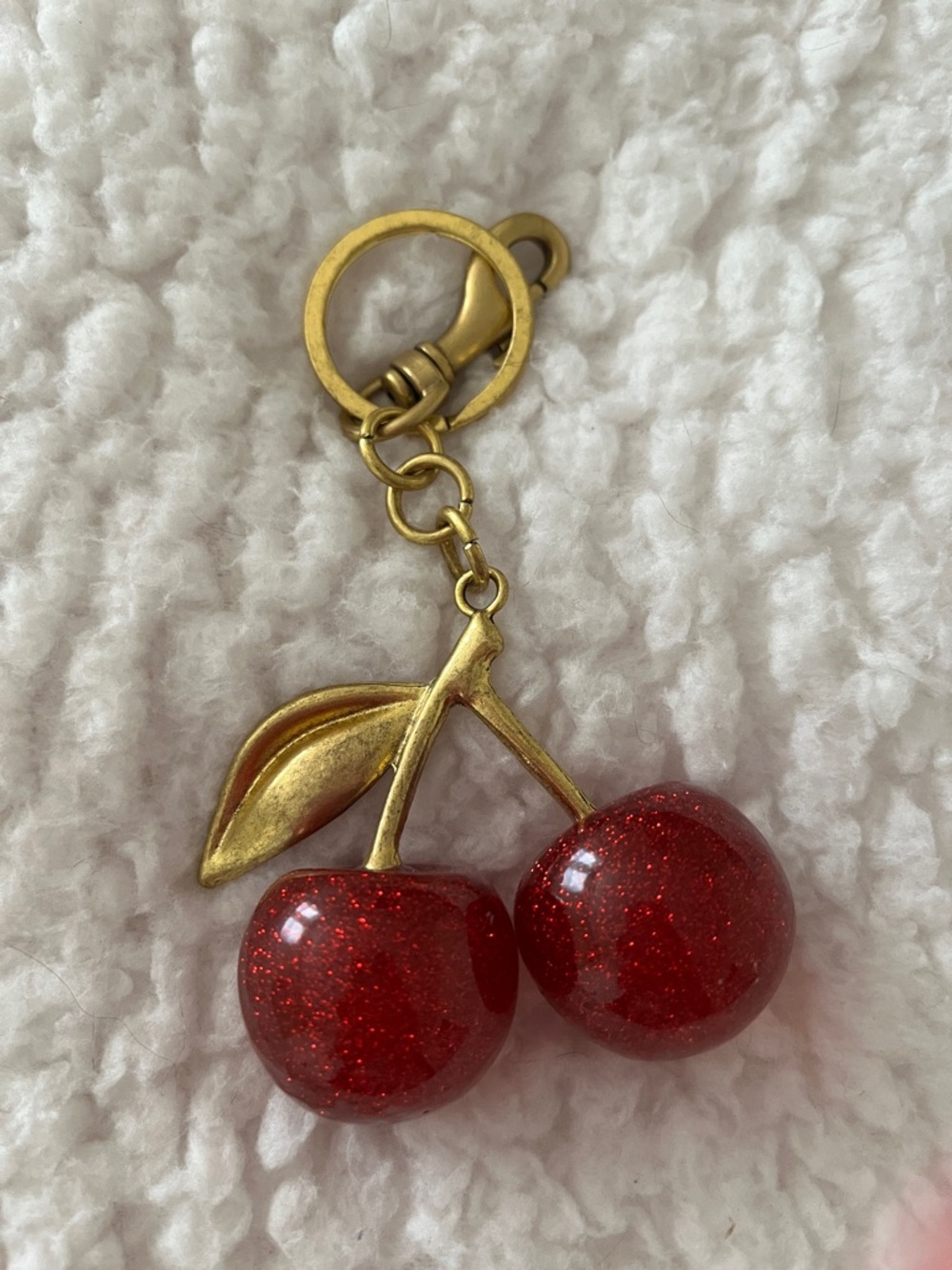 Cute Cherry Key Chain - Picture 2 of 3